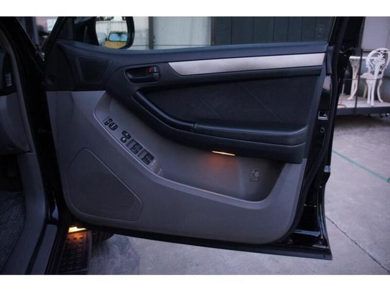 HILUX SURF