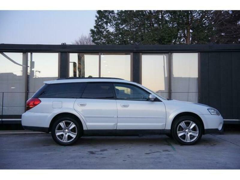 LEGACY OUTBACK