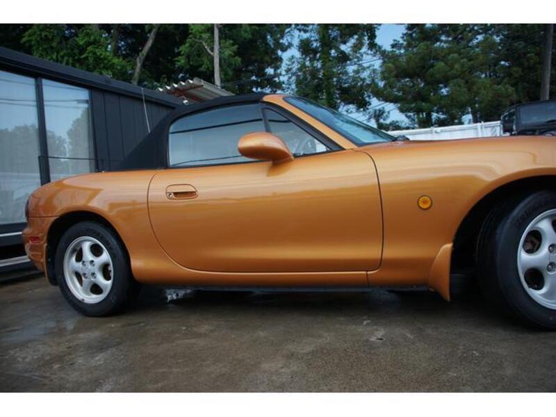 ROADSTER