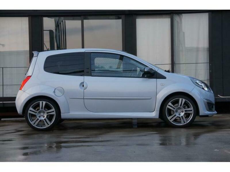 TWINGO