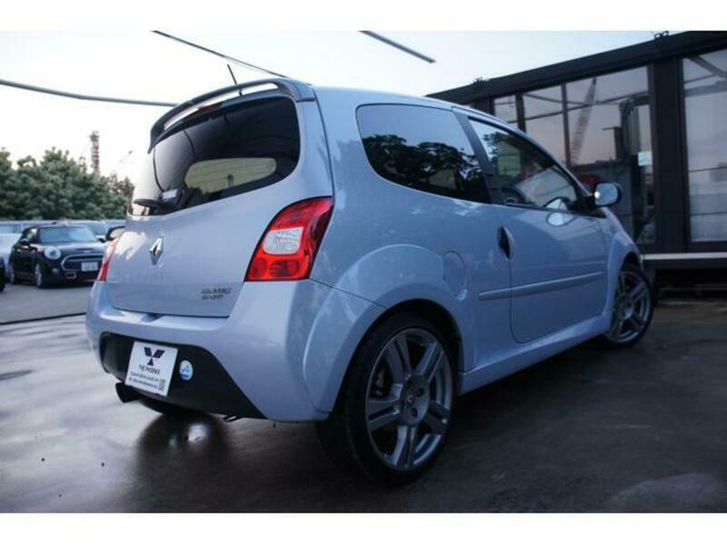 TWINGO