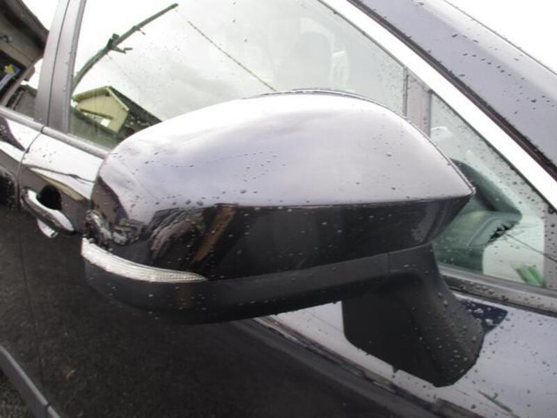 COROLLA CROSS