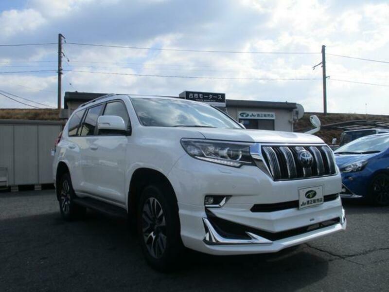 TOYOTA LAND CRUISER PRADO