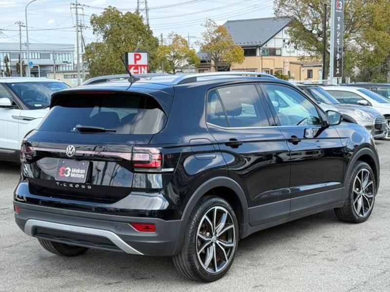 T CROSS