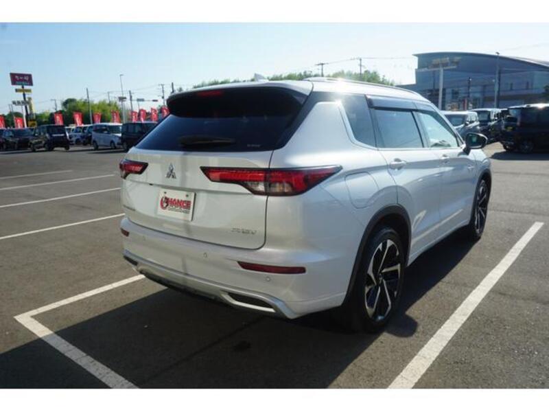 OUTLANDER PHEV