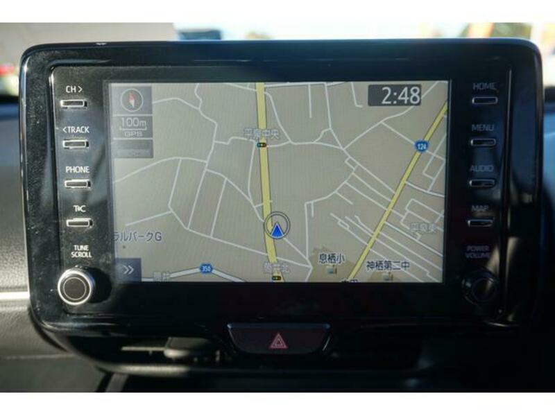 YARIS CROSS