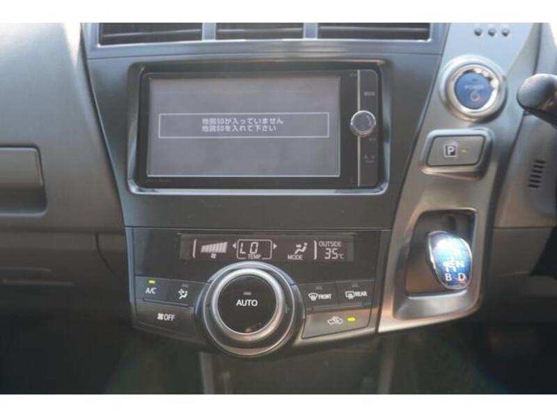 PRIUS ALPHA