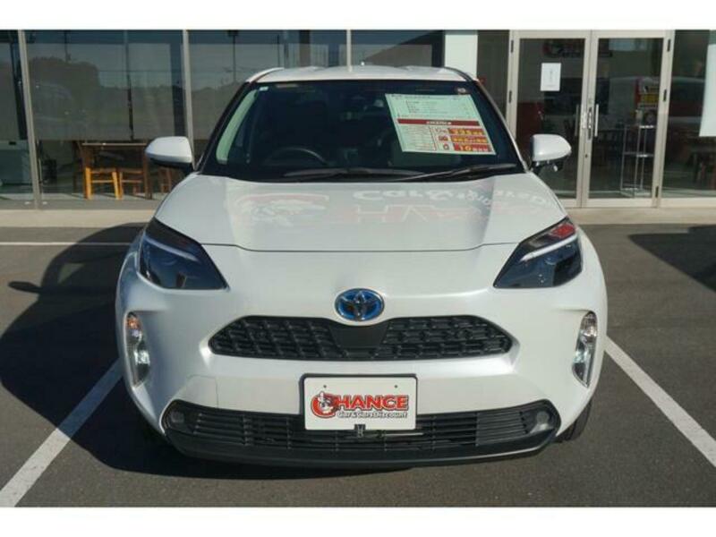 YARIS CROSS