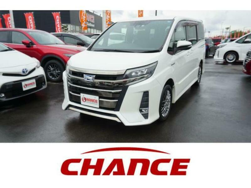 TOYOTA NOAH