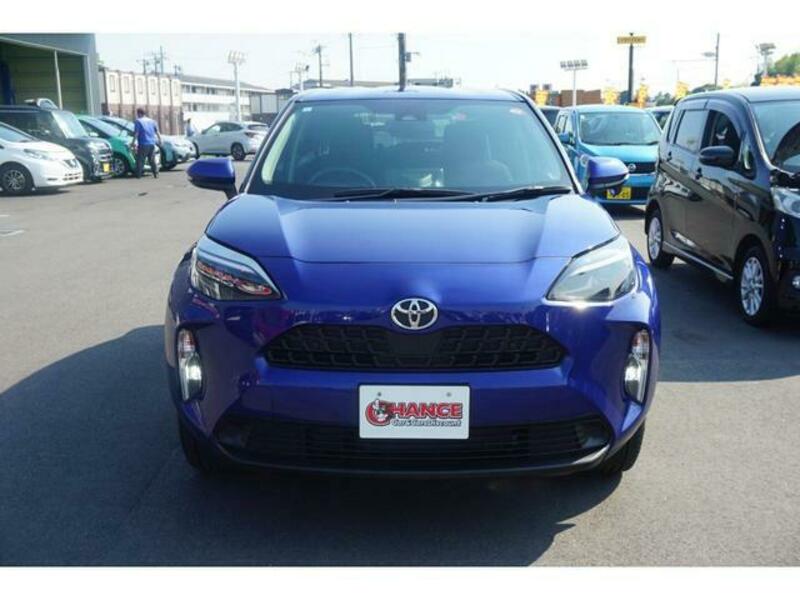 YARIS CROSS