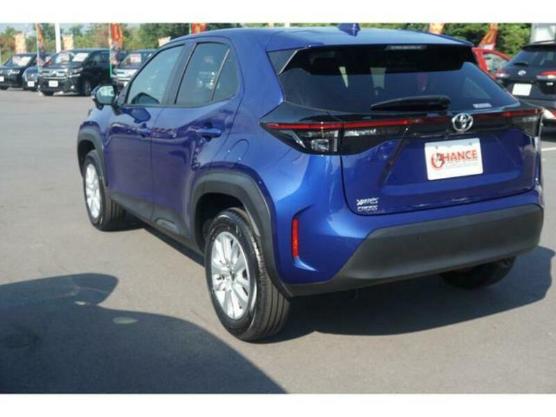 YARIS CROSS