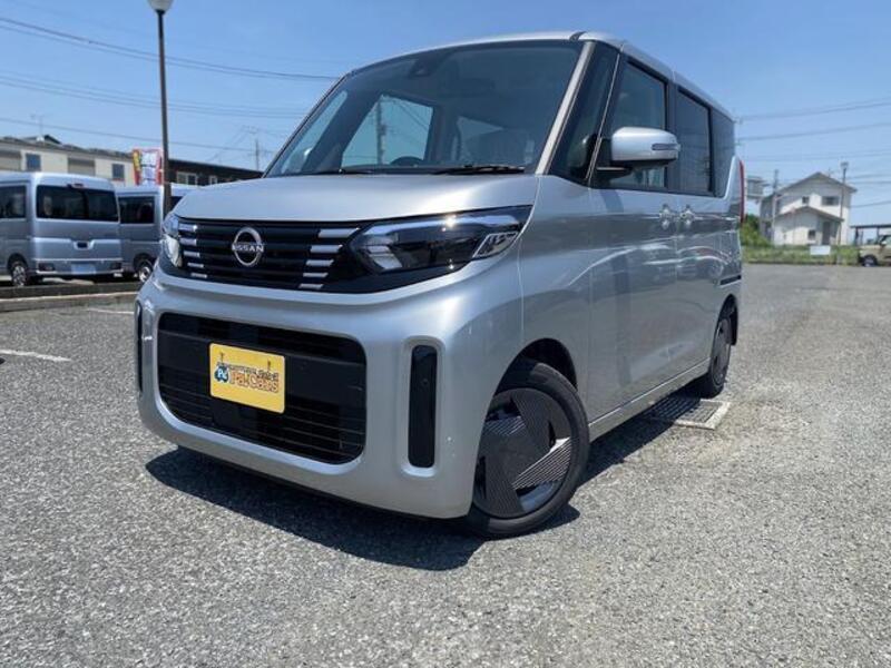 NISSAN ROOX