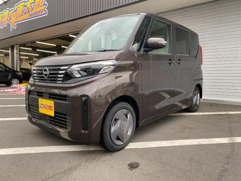 NISSAN ROOX