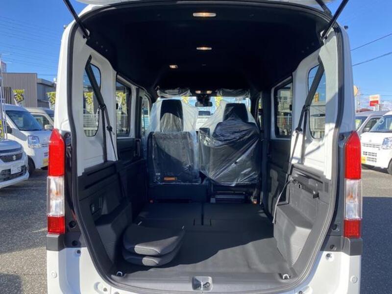 N-VAN