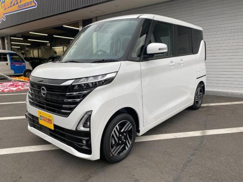 NISSAN ROOX
