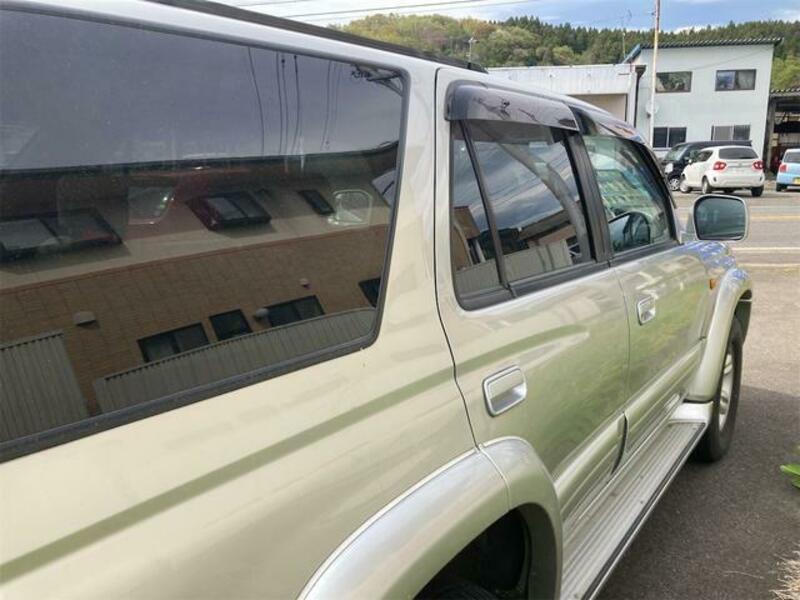 HILUX SURF