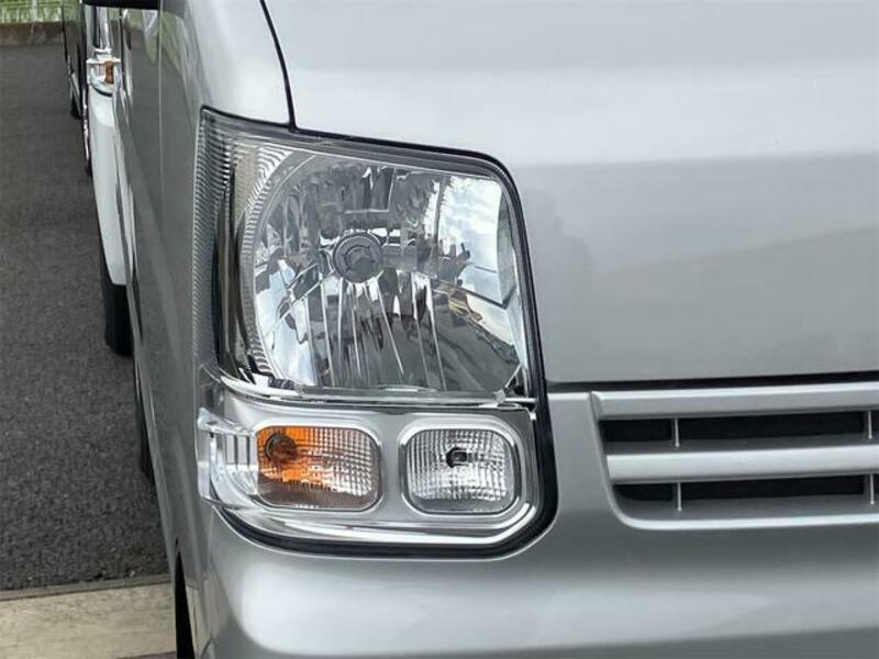 CLIPPER VAN