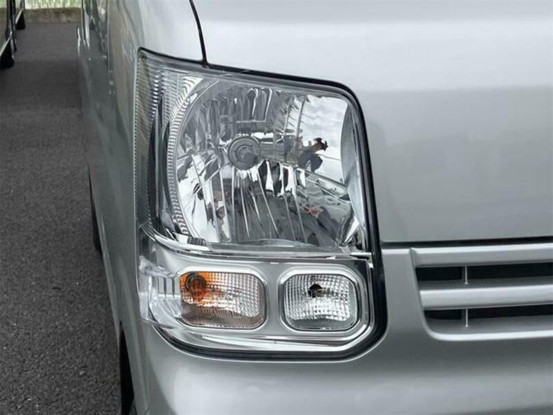 CLIPPER VAN