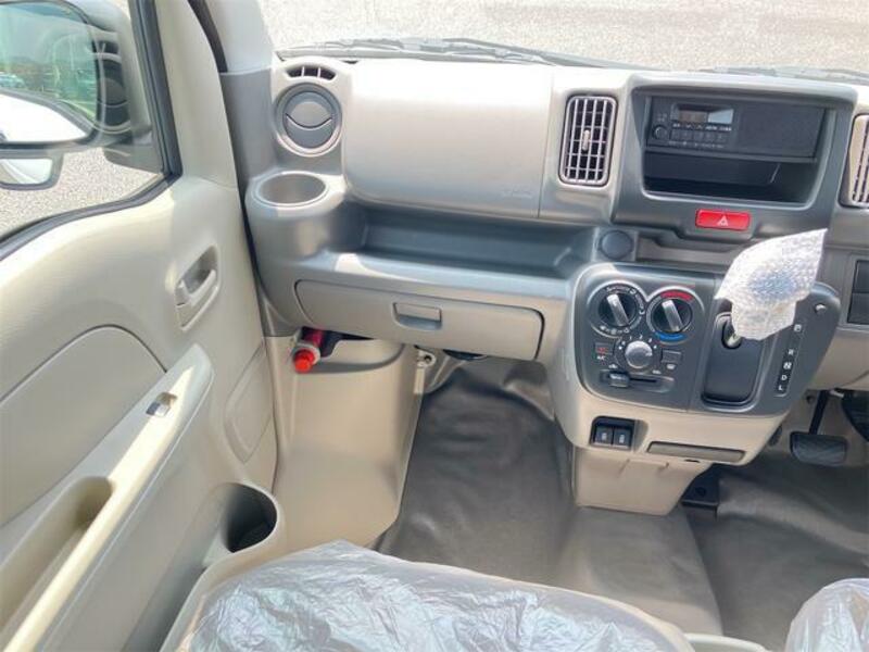CLIPPER VAN