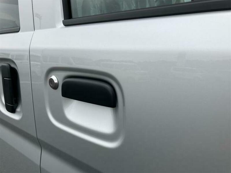 CLIPPER VAN