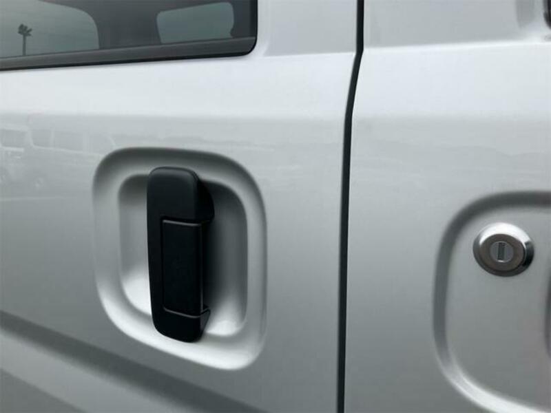 CLIPPER VAN