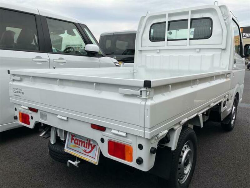 CLIPPER TRUCK