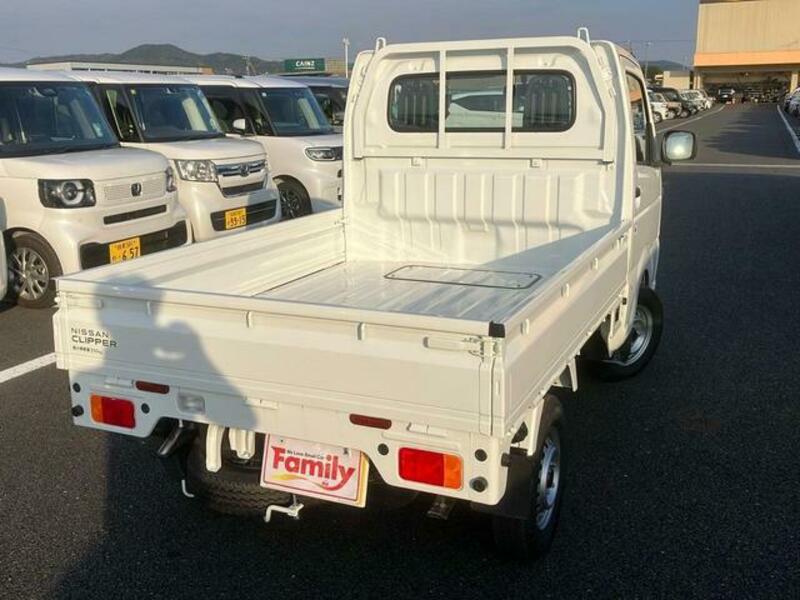 CLIPPER TRUCK