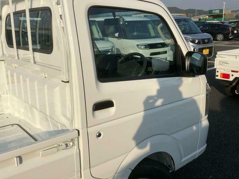 CLIPPER TRUCK