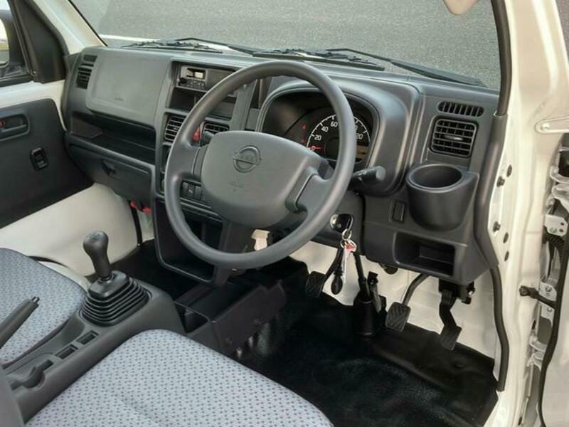 CLIPPER TRUCK