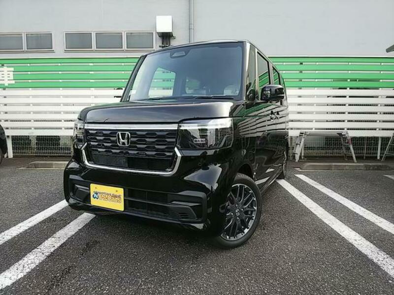 HONDA N BOX CUSTOM