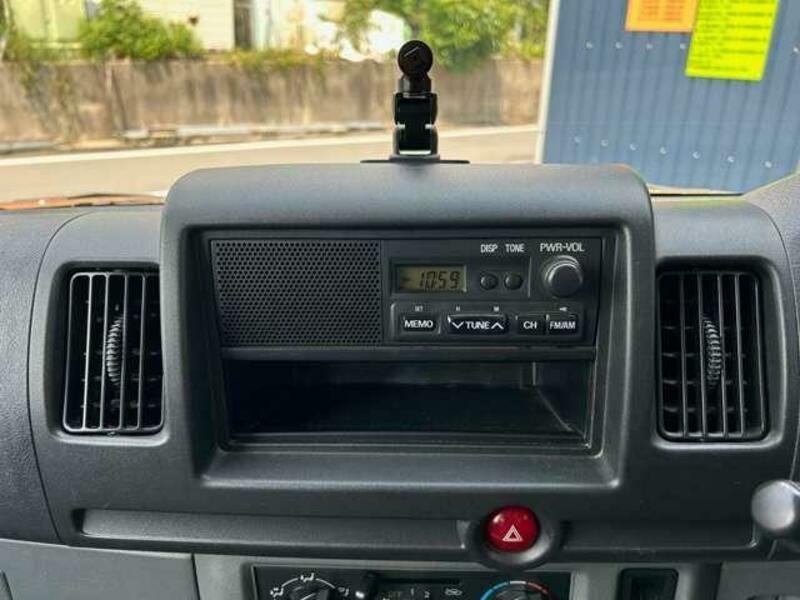 CLIPPER VAN
