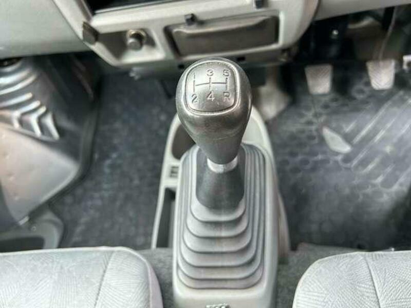 CLIPPER VAN
