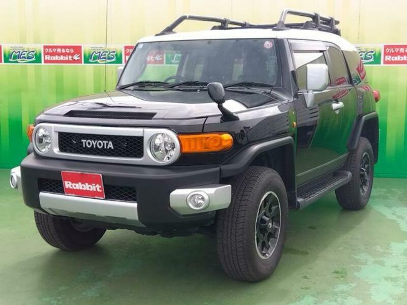 TOYOTA FJ CRUISER