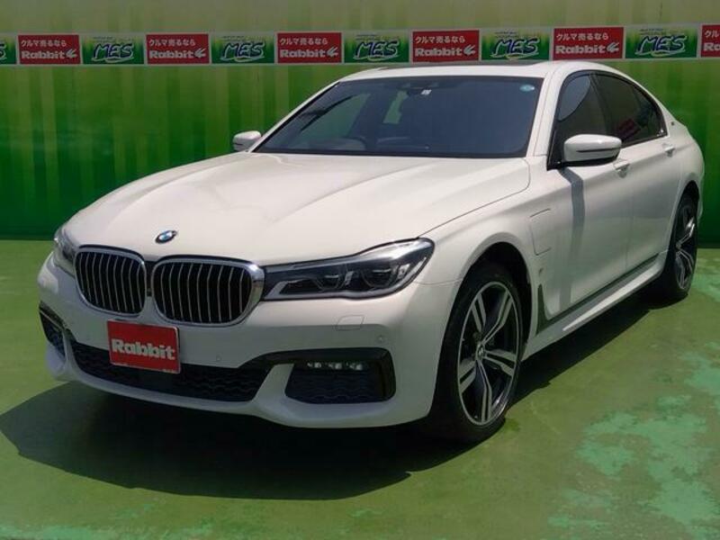 BMW 7 SERIES
