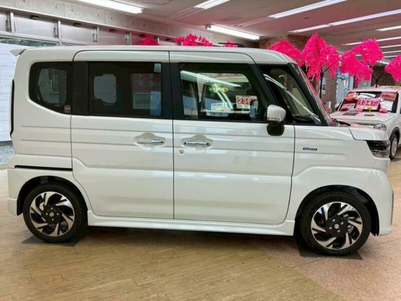 SPACIA CUSTOM