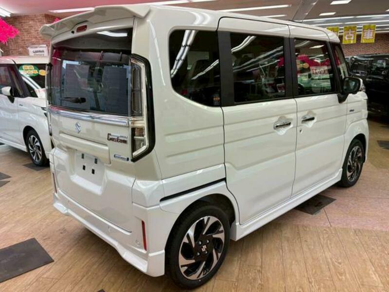 SPACIA CUSTOM