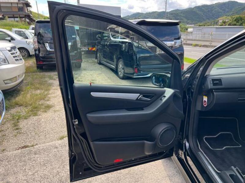 B-CLASS