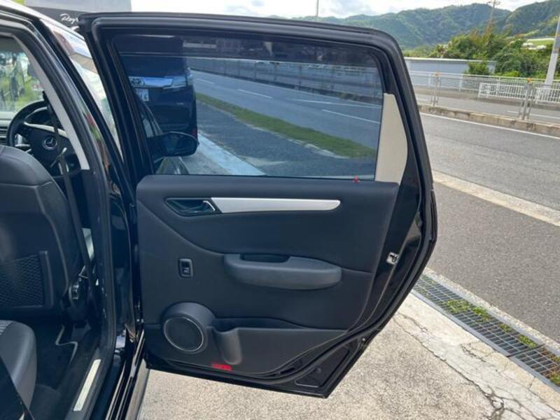 B-CLASS