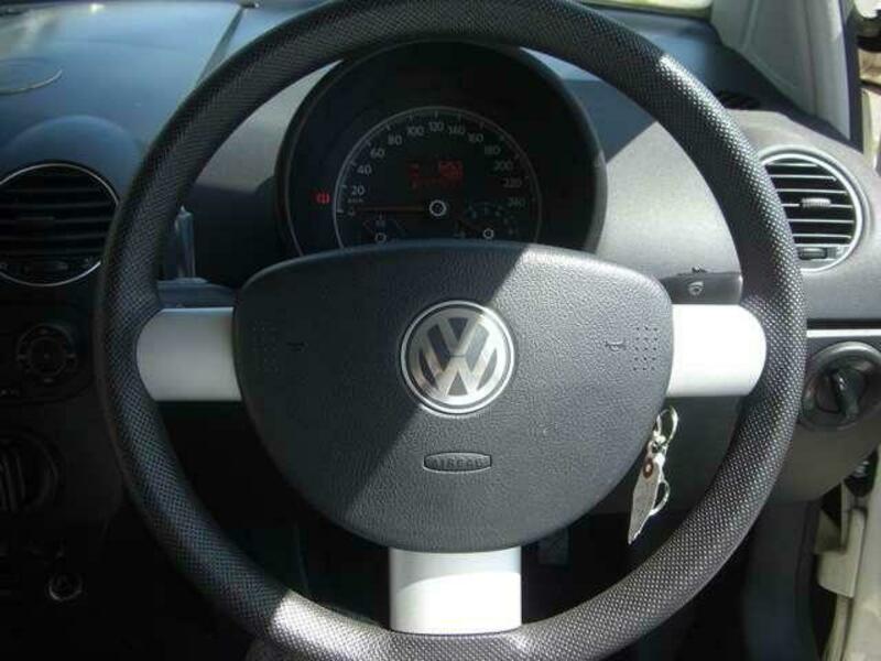 NEW BEETLE