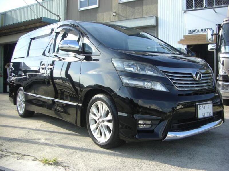TOYOTA VELLFIRE