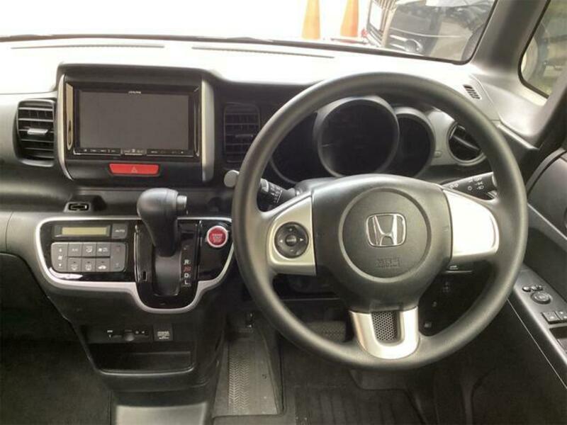 N BOX