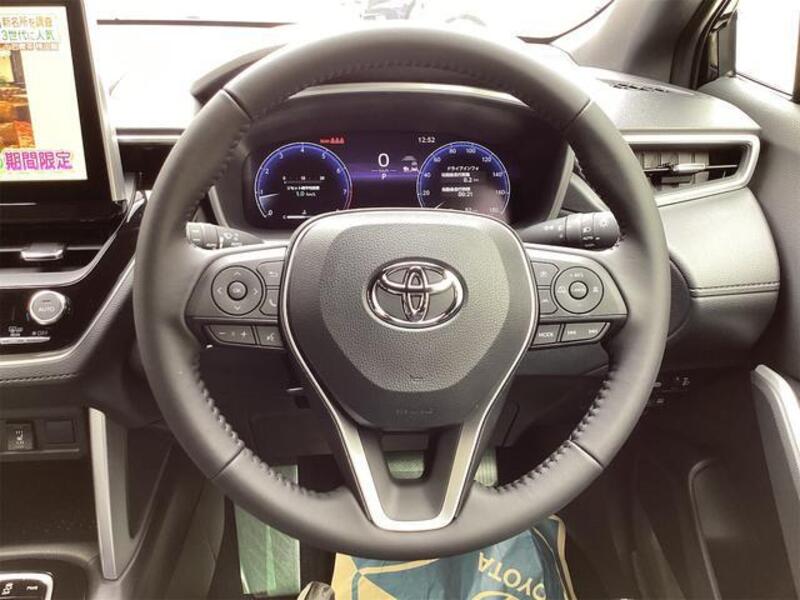 COROLLA CROSS