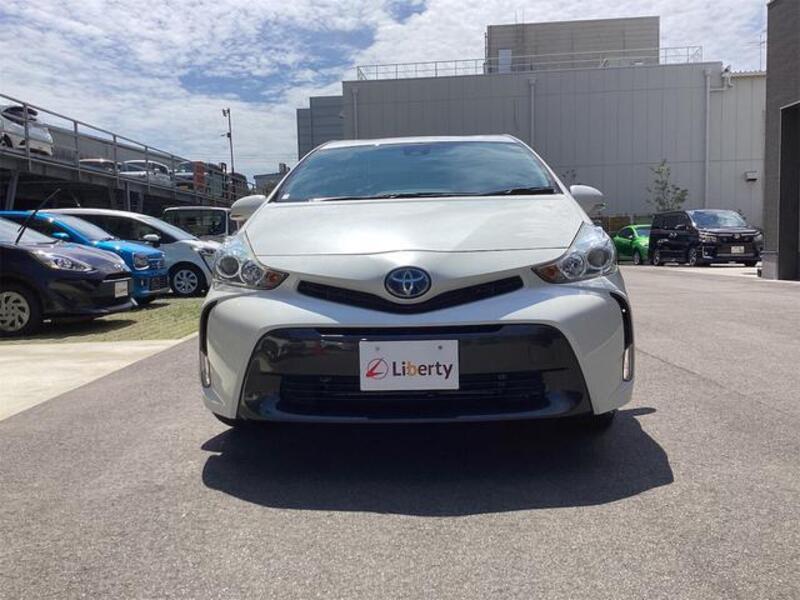 PRIUS ALPHA