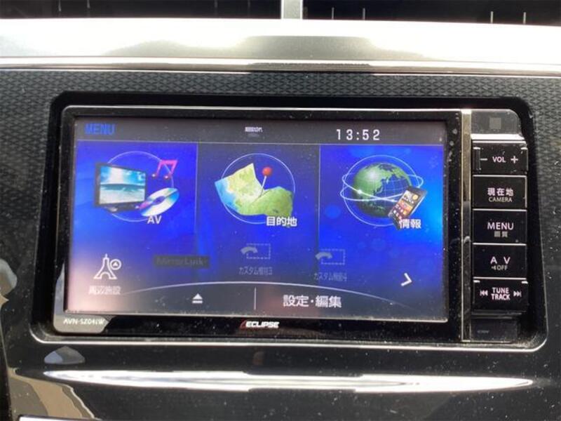PRIUS ALPHA