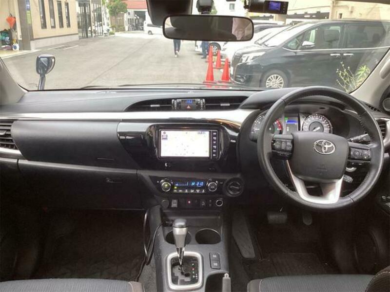 HILUX