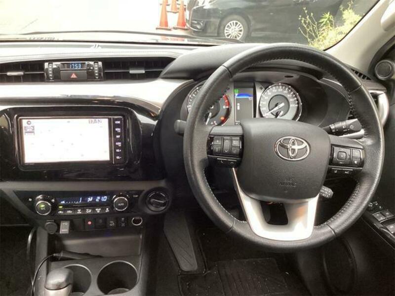 HILUX