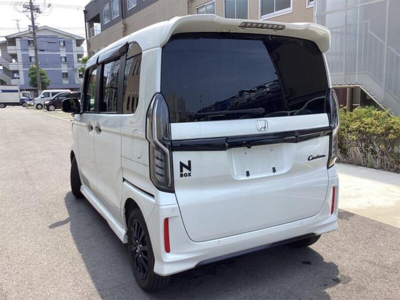 N BOX CUSTOM
