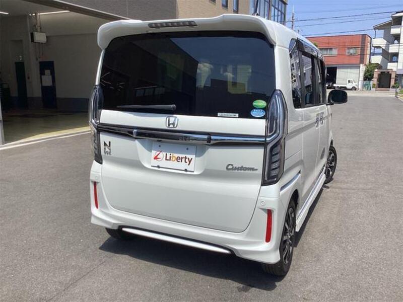 N BOX CUSTOM