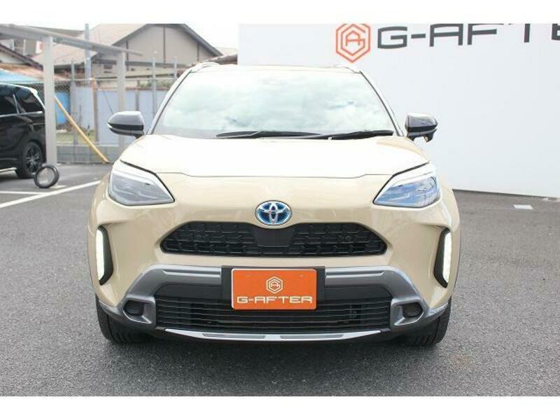 YARIS CROSS