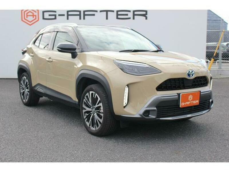 YARIS CROSS